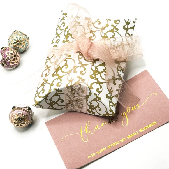 NWOT 18k Gold Plated, stainless steel light blue mother of pearl clover set - Picture 10 of 10